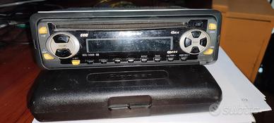 Autoradio Pioneer DEH-1400R Car Radio con Frontal.