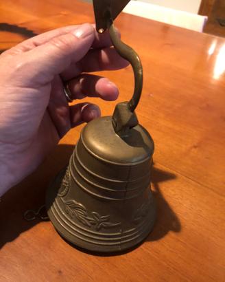 Campana in bronzo
