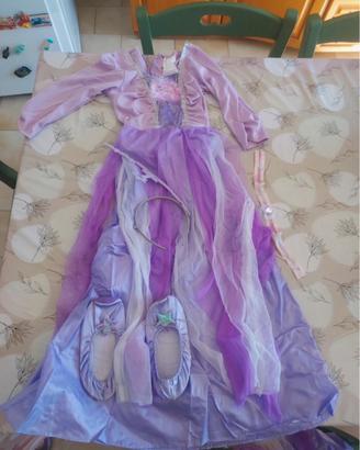 Vestito di carnevale  barbie pegaso eta  10 anni