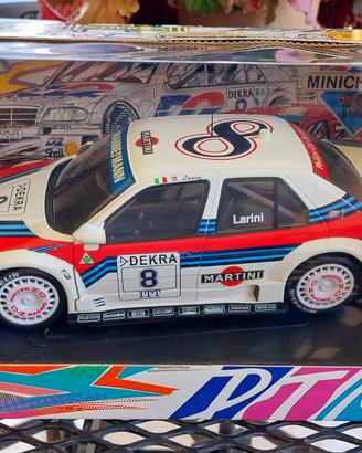 Alfa romeo 155 DTM Larini 1:18 Minichamps