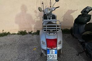 Vespa GTS 250