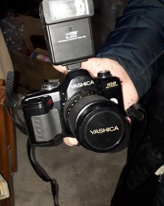 FOTOCAMERA YASHICA 108