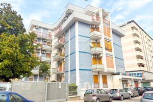 Quadrilocale tripla esposizione zona Carrassi Bari