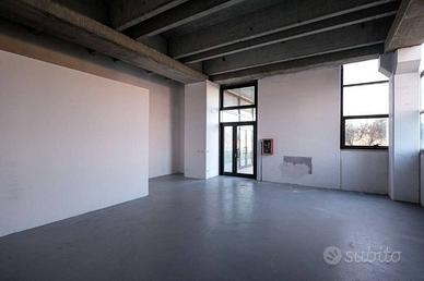 Immobile di 79 m² a Boltiere