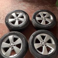 4 Cerchi in lega Volvo con pneumatici O