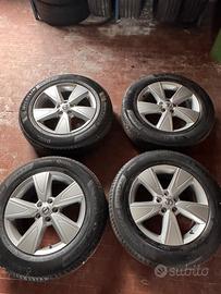 4 Cerchi in lega Volvo con pneumatici O