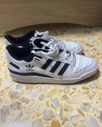 Scarpe adidas forum low