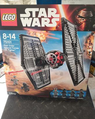 Lego caccia First order 