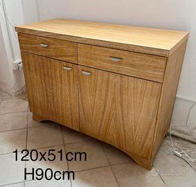 Mobile madia in legno di Rovere