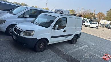FIAT - Doblò - 1.6 16V Natural Power Active