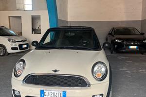 mini cabrio allestimento Cooper 