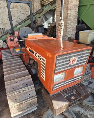 Trattore cingoli Fiat 80 65