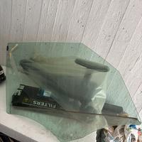 Vetro anteriore destro 500 l