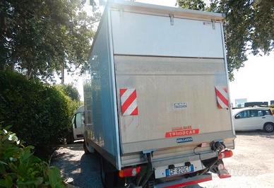 RENAULT MASTER 2.3 FURG CON SPONDA