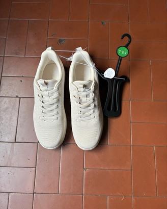 Scarpe PRIMARK nuovve misura 43