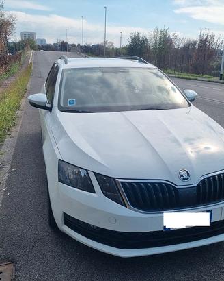 Skoda Octavia 1.6 IIIª serie combi TDI familiare