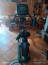 cyclette Matrix U30 modello XR-03-C