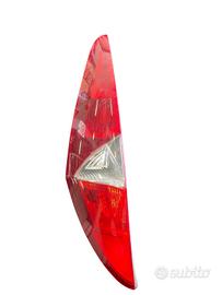 STOP FANALE POSTERIORE SINISTRO FIAT Punto Berlina