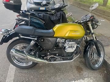 Moto Guzzi V7 - 2009