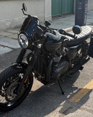Triumph Bonneville T120 Black MY26 - 800 km - Full