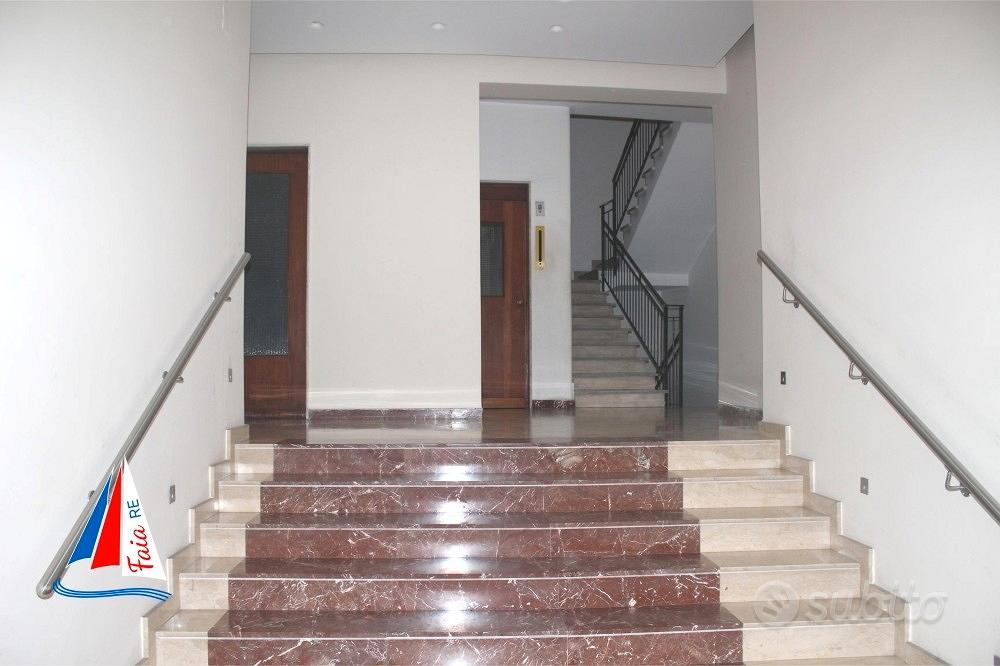 4 vani - zona piazza roma - Vista 2