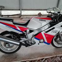 Yamaha FZR 600 - 1990