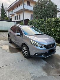 Peugeot 2008 1.2 82cv a GPL