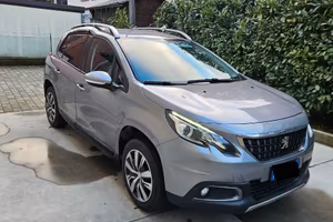 Peugeot 2008 1.2 82cv a GPL