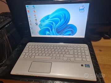 Sony Vaio Sve151j11m 