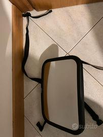 Specchio auto per neonato durante guida