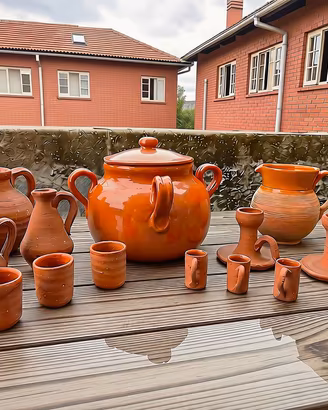 LOTTO OGGETTI  IN TERRACOTTA- IN BLOCCO
