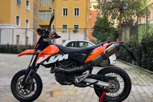 KTM 690 SMC