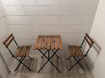 Tavolino giardino con sedie