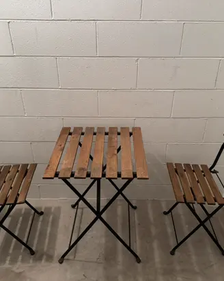 Tavolino giardino con sedie