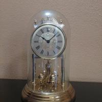 Orologio da tavolo. 