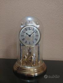 Orologio da tavolo. 