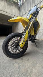 Suzuki drz 400 SM