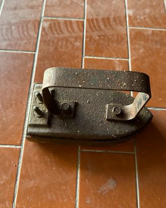 Ferro da stiro antico