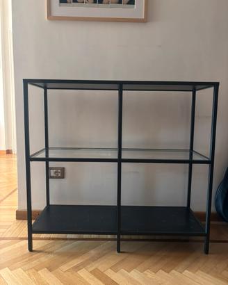 Scaffale IKEA VITTSJÖ nero con ripiano in vetro