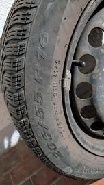 cerchi acciaio con gomme invernali
