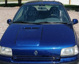 Renault Clio 1.8 16v