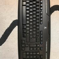 Tastiera LOGITECH wireless per PC