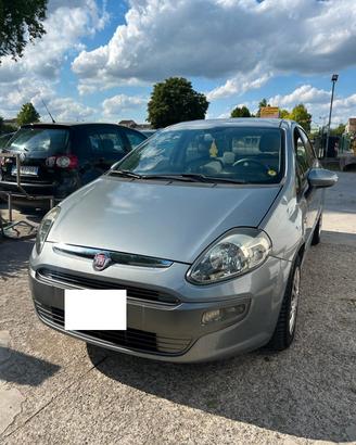 Fiat Punto 1.3 MJT II 75 CV 5 porte Young OK NEO P