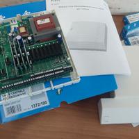 Centralino Urmet PABX Agorà 2 e telefoni