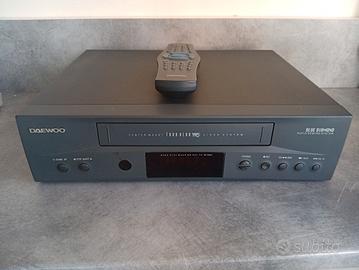 videoregistratore VHS Daewoo 