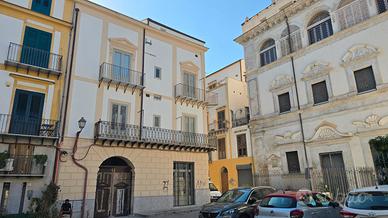 Monte di Pietà Palazzo del 700' per Hotel Boutique