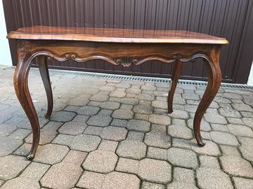 Tavolino basso antico