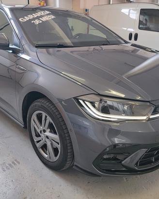 Volkswagen Polo 1.0 TSI DSG R-Line