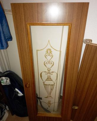 Ante da credenza con vetro serigrafato