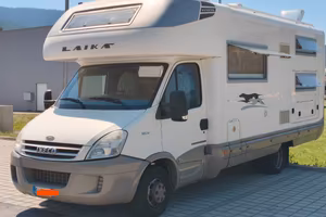 Laika Kreos 3002 - 5 posti - pat. C - Iveco 3.0